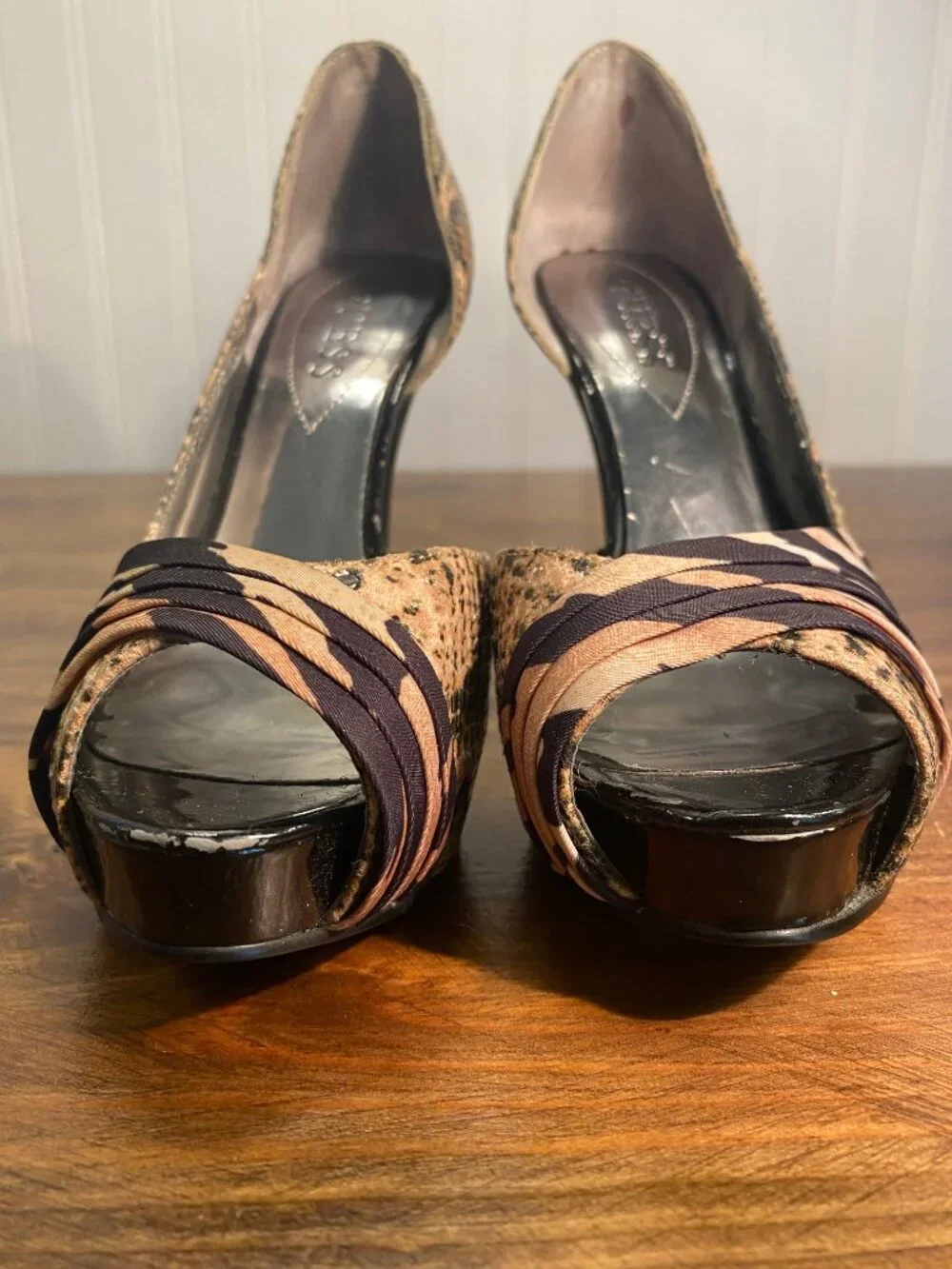 GUESS - Locklyn Snakeskin Animal Print Peep Toe Stiletto Heels - Size 6M